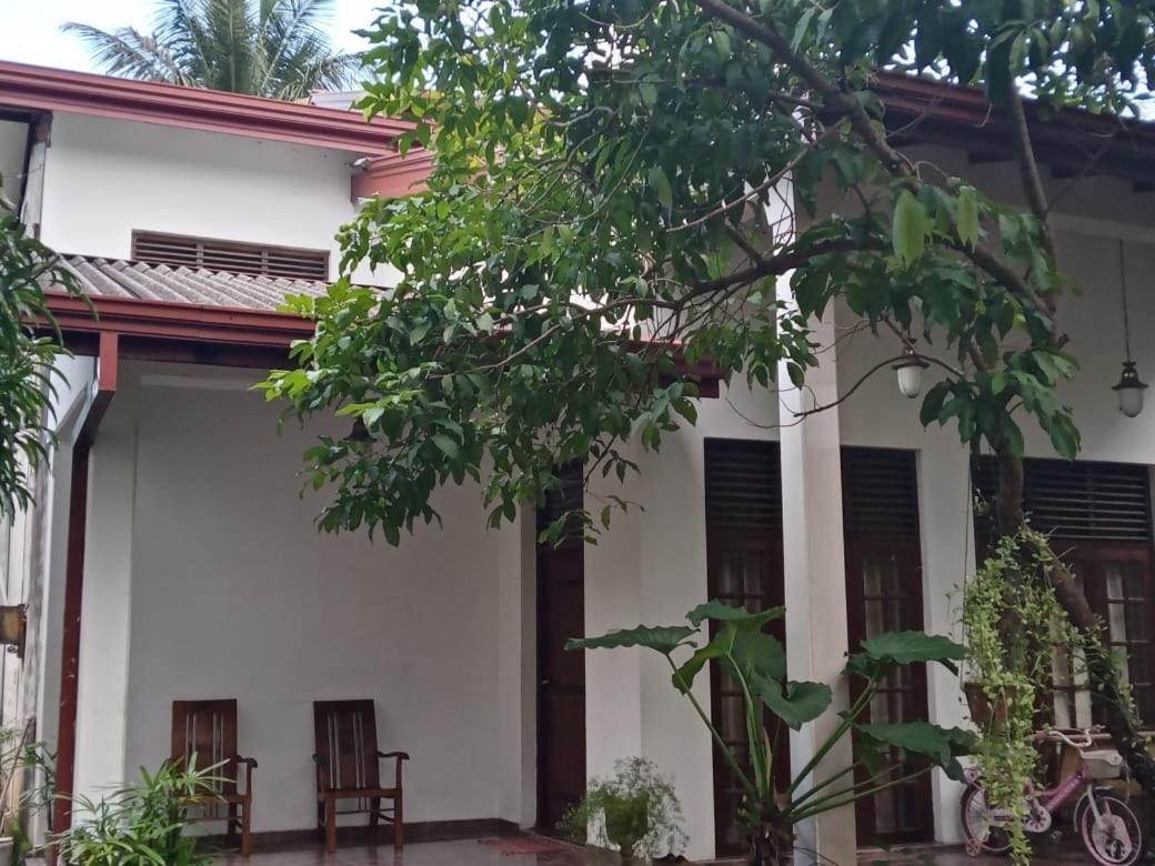 Hettiarachchi Vacation Home Kurunegala Exterior foto